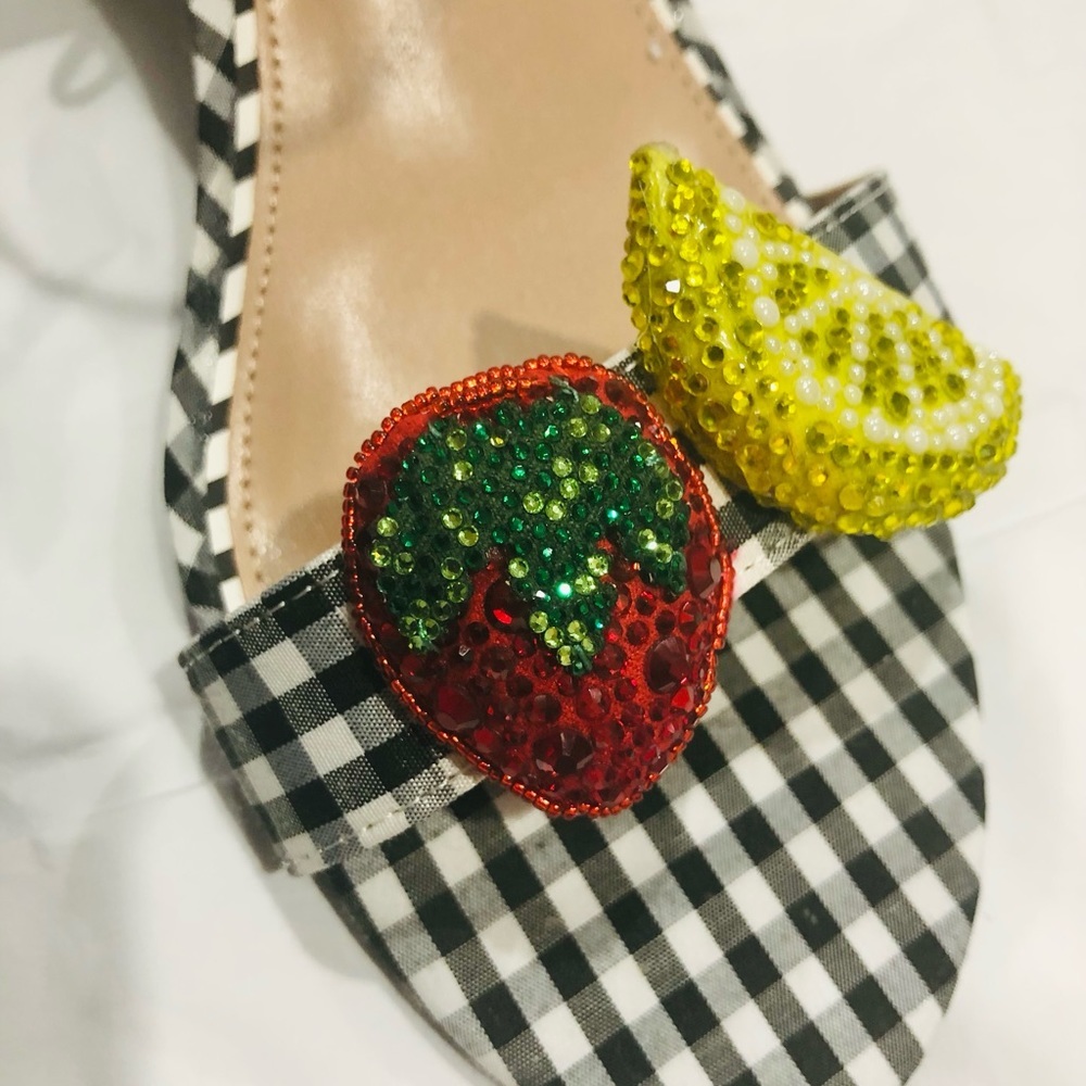 Betsey Johnson gingham print lemon strawberry red patent strap chunky heels sz10 - Picture 4 of 16